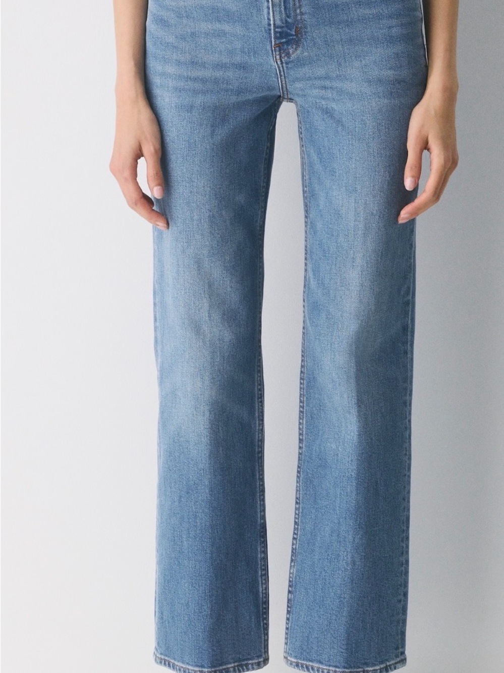 Denim Forum Arlo High Rise
